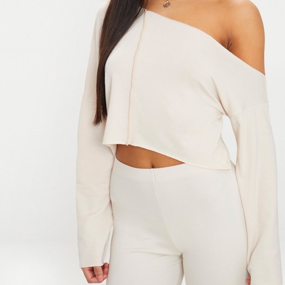 PrettyLittleThing Off-Shoulder Cropped Sweater